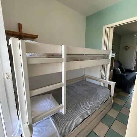 Vue Situe A Cote De La Quartier Des Quilles Apartmán *